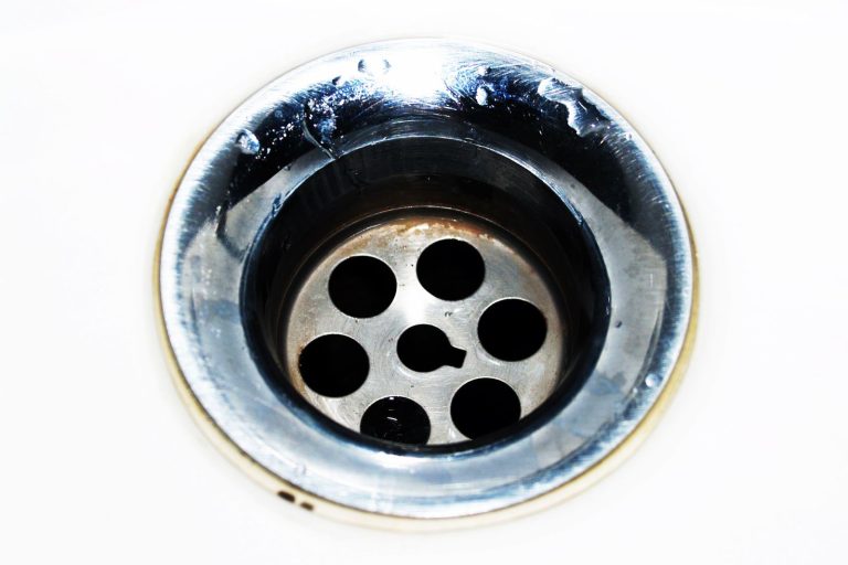 How to Prevent Blocked Drains in Your Kitchen and Bathroom